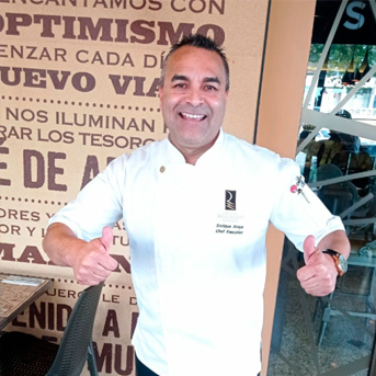 Enrique Araya